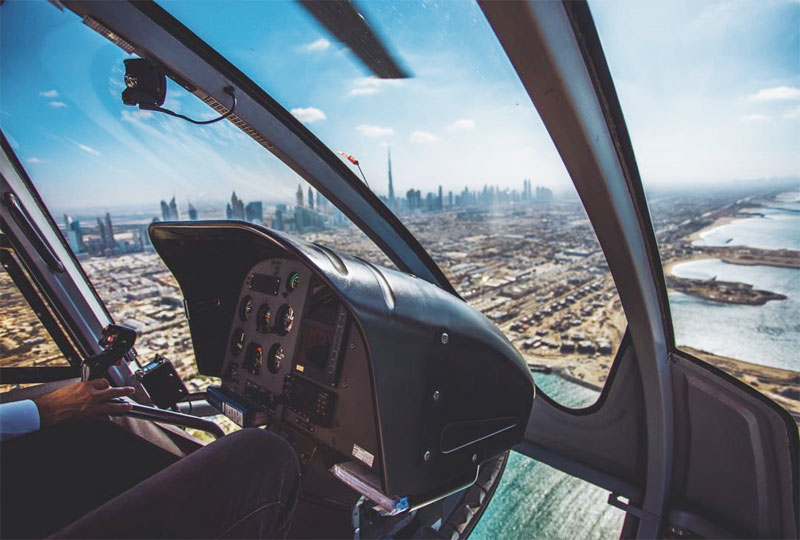 헬기투어에서는 변화무쌍한 두바이의 모습에 감탄이 절로 나온다