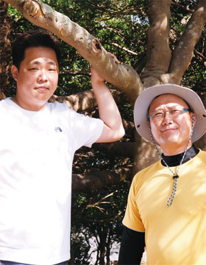 (주)엔타비글로벌 김윤중 대표(왼쪽), 엔타비 후쿠오카 송준헌 지사장(오른쪽)