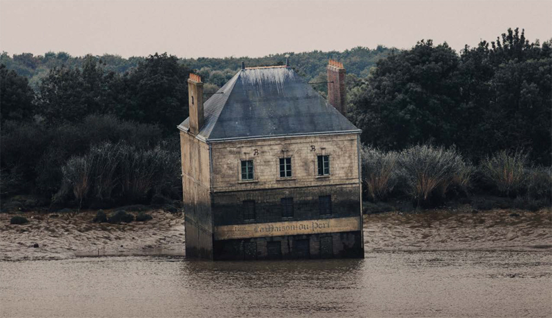 메종 덩 라 루아르(Maison dans la Loire), 루아르강에 세워진 집