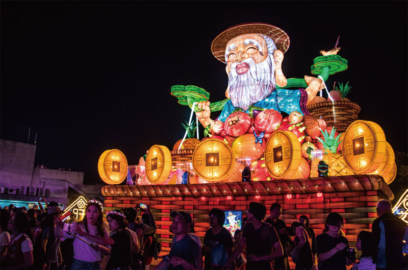 2019 타이완 등불축제의 부등인 ‘남부의 풍작’