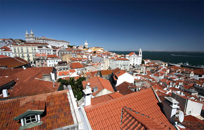A View from Miradouro Porta do Sol ©포르투갈관광청