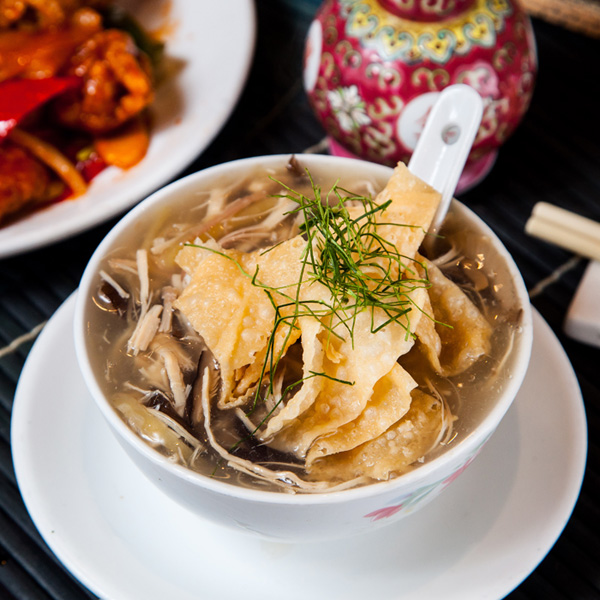 홍콩의 보양식 스네이크 스프