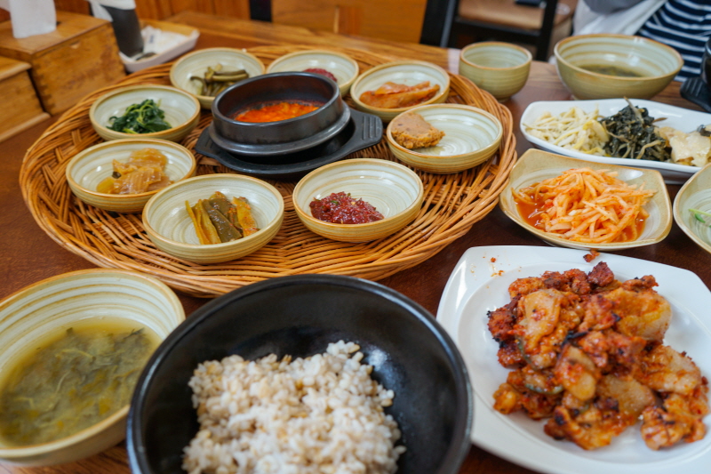 강진 오감통에서 맛 본 보리밥 정식