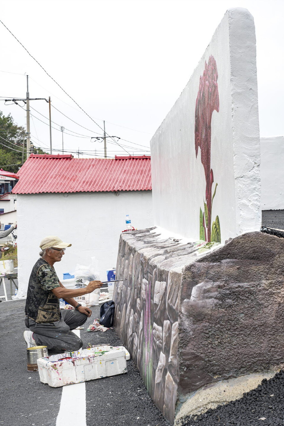 벽화를 그리는 거리의 아티스트