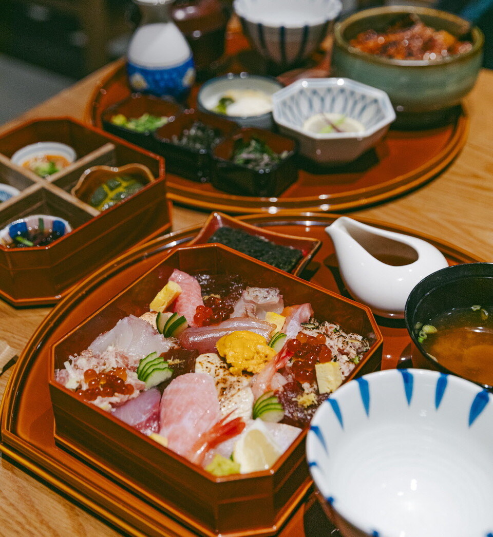 장어덮밥 전문점 해목의 특 카이센동과 히츠마부시