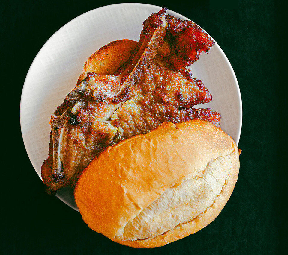 Pork Chop Bun(猪扒包) 빵+고기=진리, 마카오 국민 패스트푸드, 주빠빠오