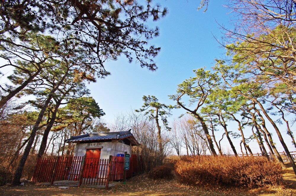 궁산 성황사