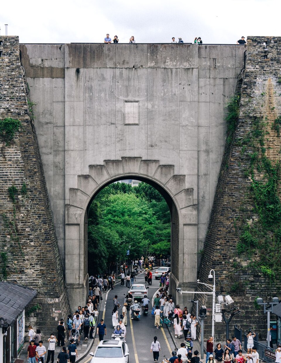 명대 성벽의 중화문