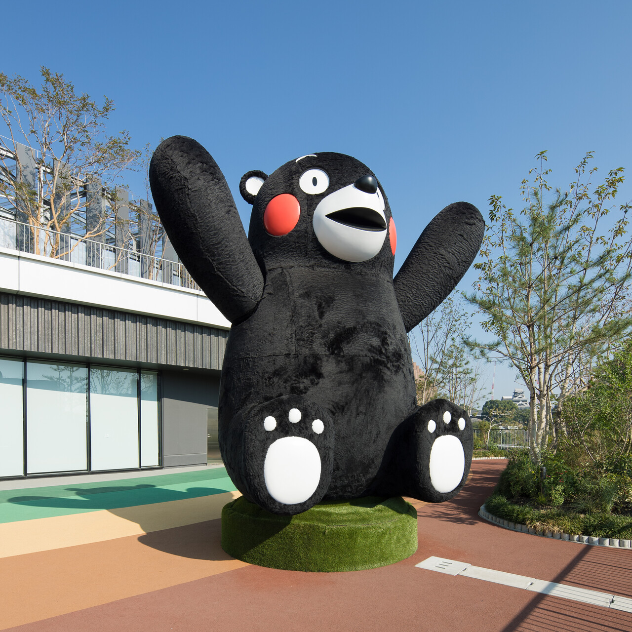 5층에 자리한 거대한 구마몬 조형물